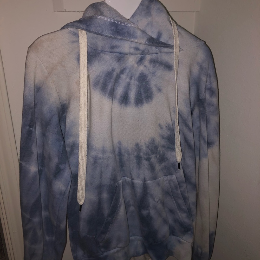 tie dye hoodie